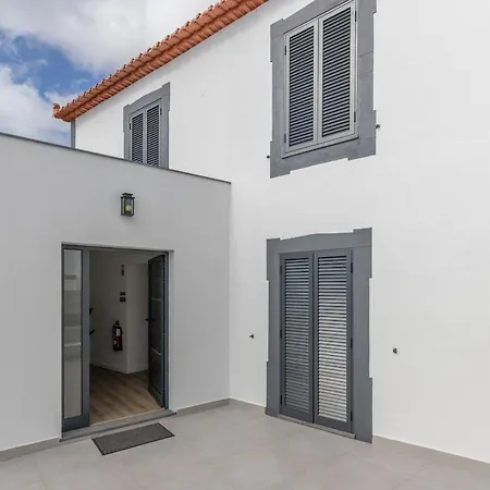 Sun House B Calheta (Madeira)