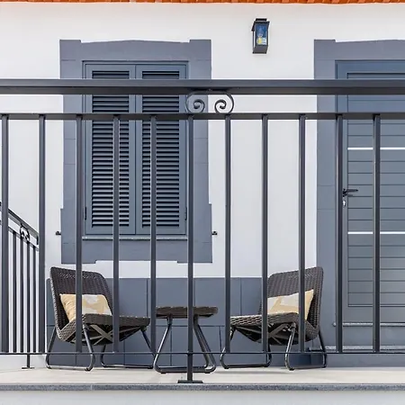 Sun House B カリェタ