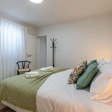 Sun House B Вилла *